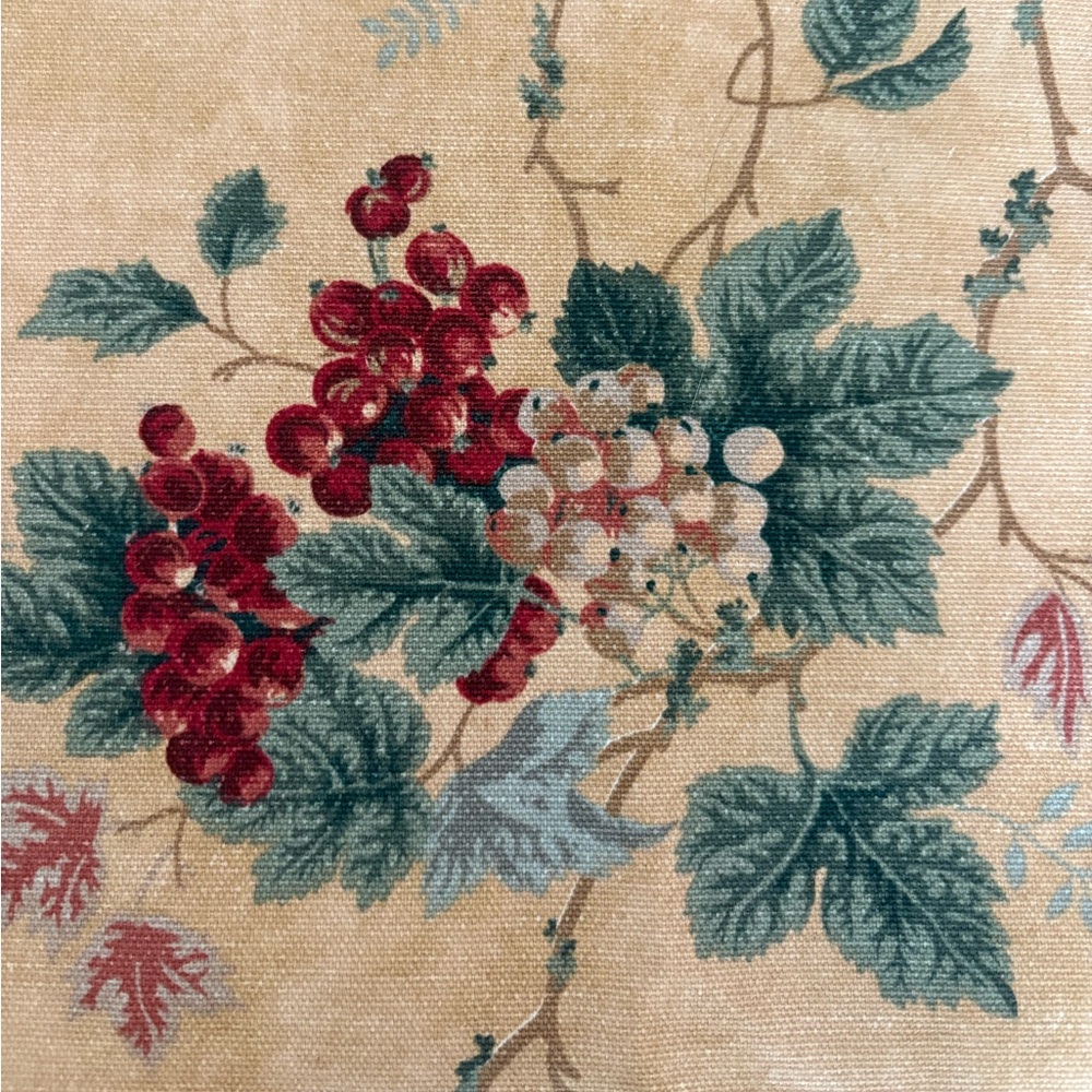 Vintage Waverly Pleasant Valley Fabric 🌿 1990s Floral Grape | 3.9 Yards | USA